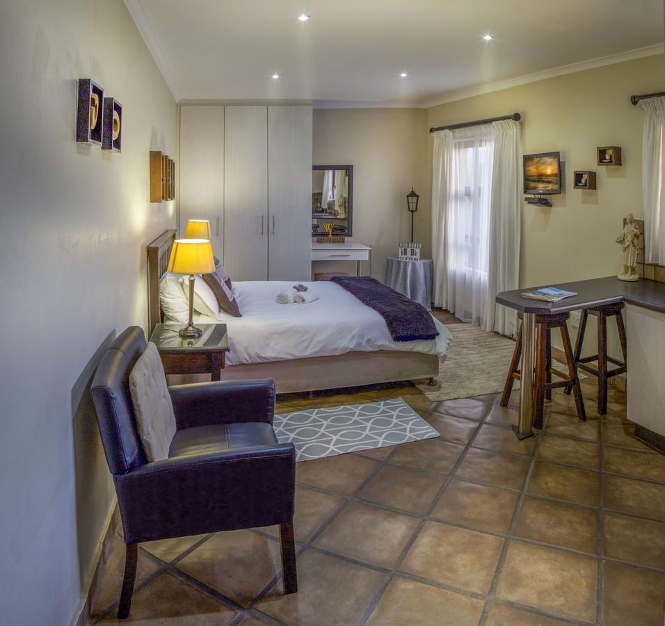 Lalapanzi Guest Lodge Port Elizabeth Eksteriør billede