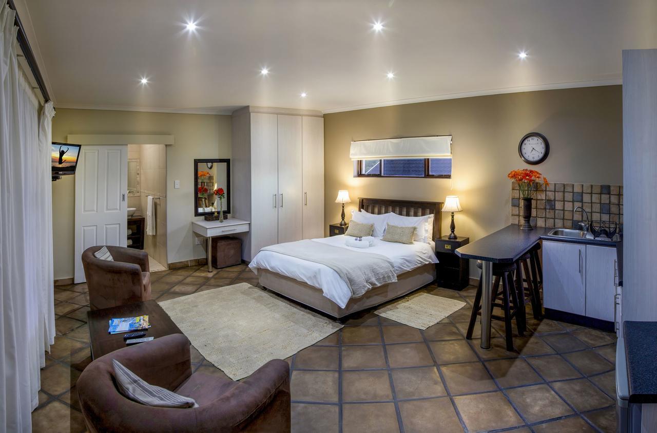 Lalapanzi Guest Lodge Port Elizabeth Eksteriør billede