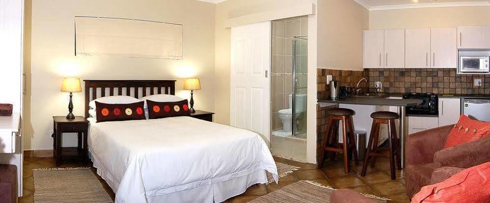 Lalapanzi Guest Lodge Port Elizabeth Eksteriør billede
