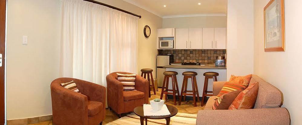 Lalapanzi Guest Lodge Port Elizabeth Eksteriør billede