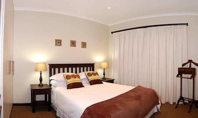 Lalapanzi Guest Lodge Port Elizabeth Eksteriør billede